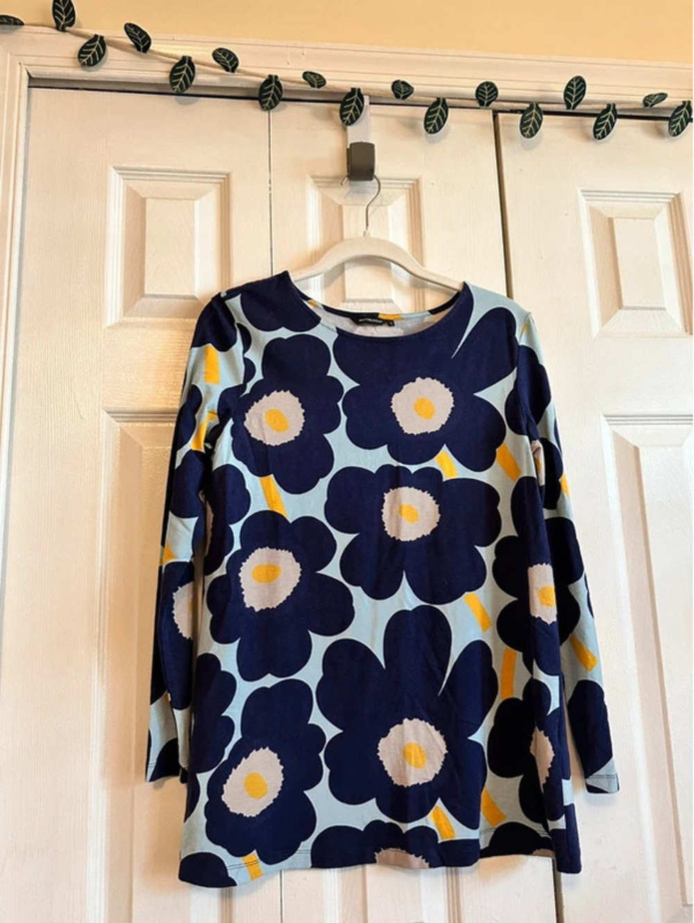 Marimekko tunic top, size medium